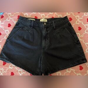 Universal Thread High Waist MIDI Black Shorts